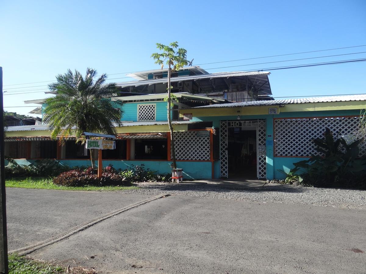 Hotel Puerto Viejo Puerto Viejo de Talamanca Buitenkant foto