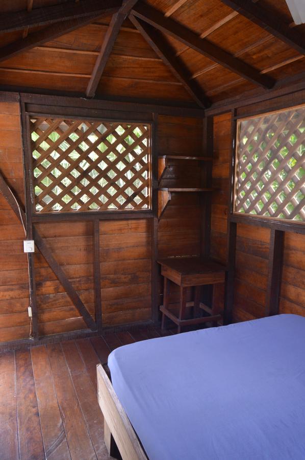 Hotel Puerto Viejo Puerto Viejo de Talamanca Buitenkant foto